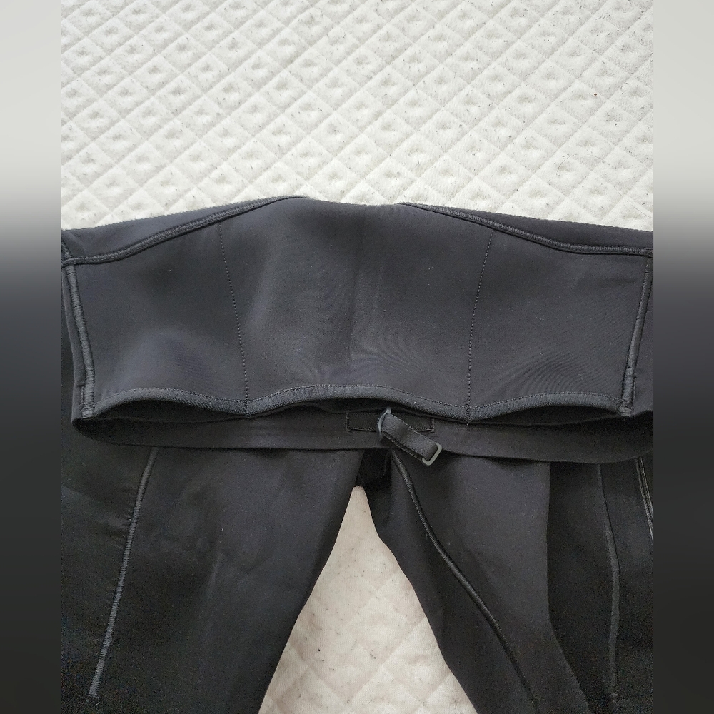 Nike Go Biker Shorts - Picture 3 of 5